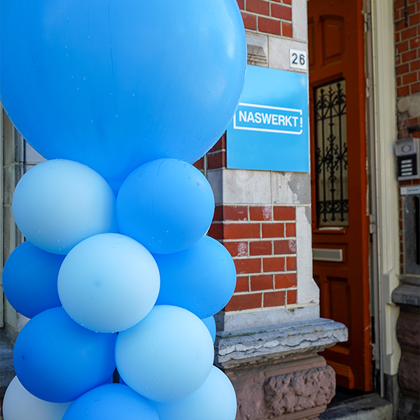 NasWerkt Den Bosch voordeur met ballonnen